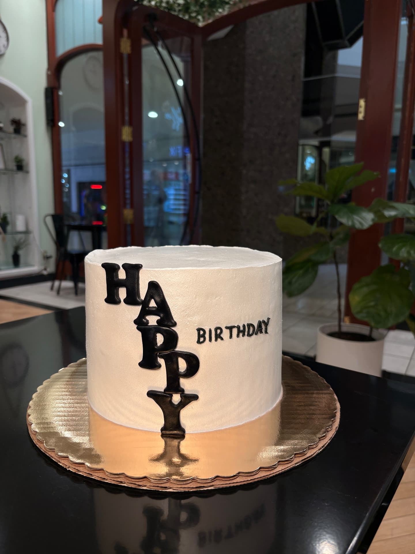Birthdays cake 23